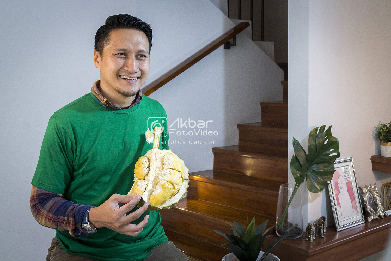 Akbarfoto Compro